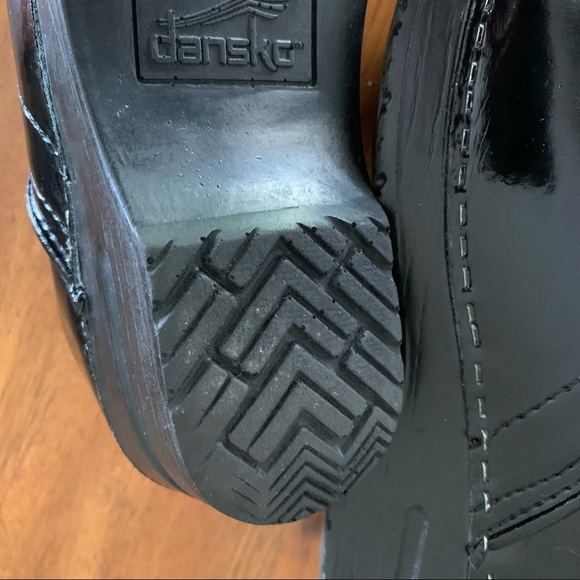 Dansko Professional Ladies Shoes - Picture 8 of 12